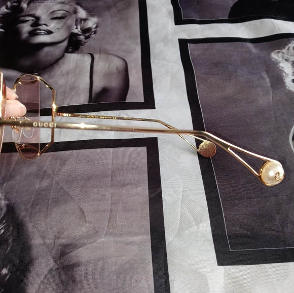 Gucci Mamacita Butterfly Sunglasses - Picture 3 of 5